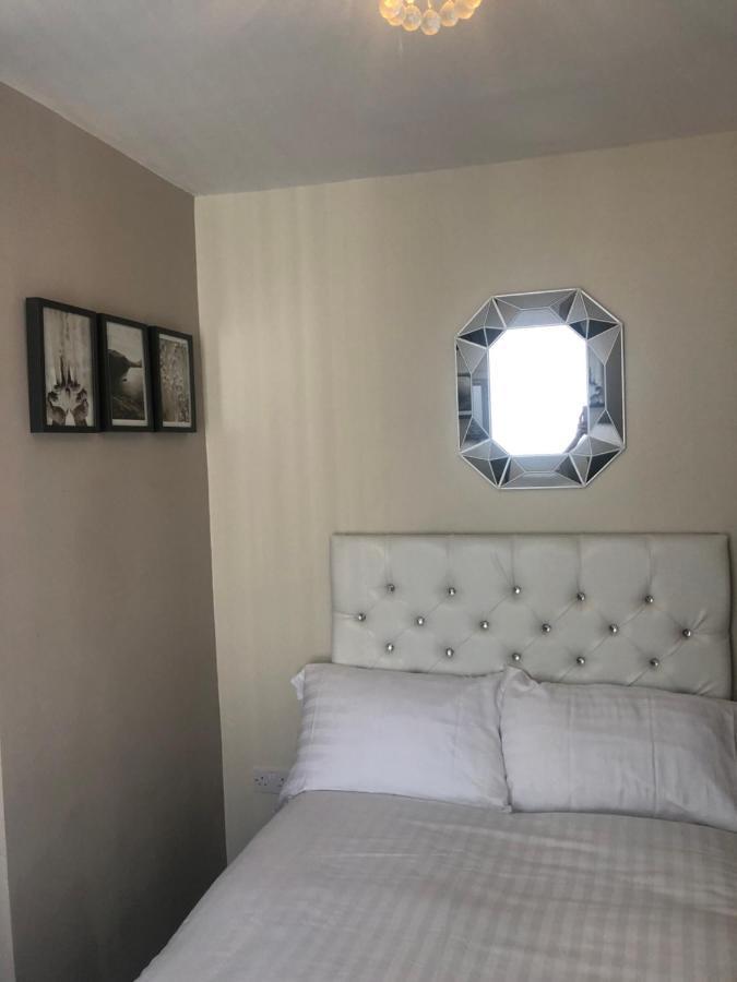 ليفربول 3 Double Bed Brittania Styled Central Home Near Lfc Sleeps 6 With Free Business Super Fast Fibre Broadband المظهر الخارجي الصورة